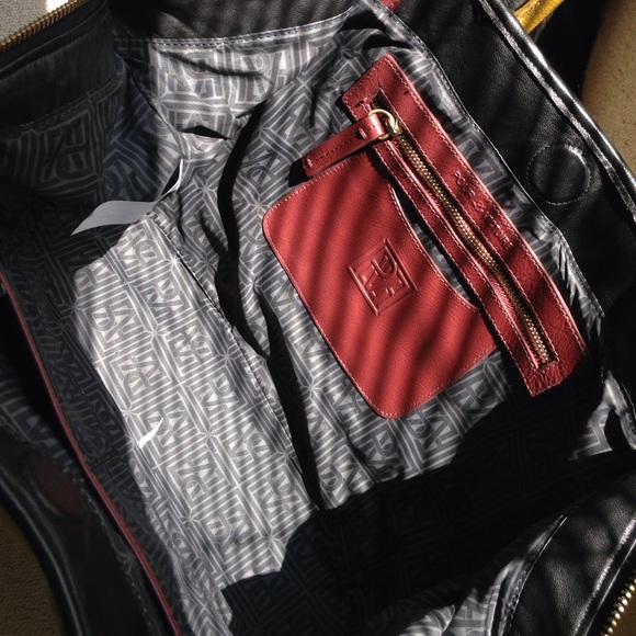 Pour La Victoire Medium Bordeaux Tote Camel - Picture 2 of 3